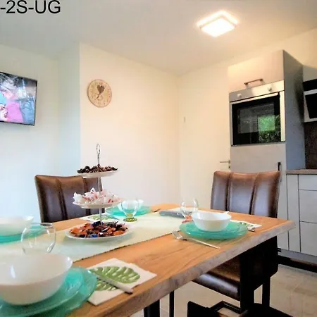 Luxus Naehe Koeln City/messe