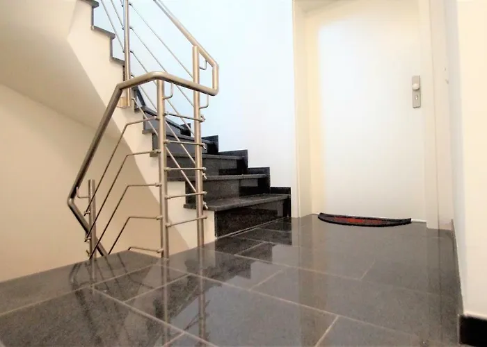 Luxus Naehe Koeln City/messe *